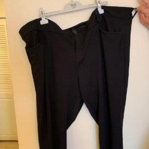 Torrid professional black plants.  Size 28.